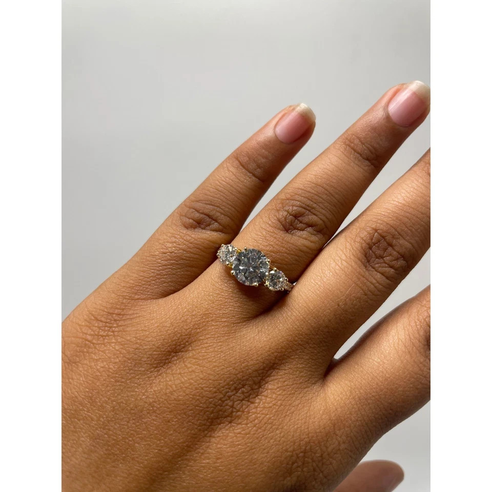 Round Cut Lab Grown Diamond Ring 14k Yellow Gold 2.32 Ct IGI Certified VVS E F