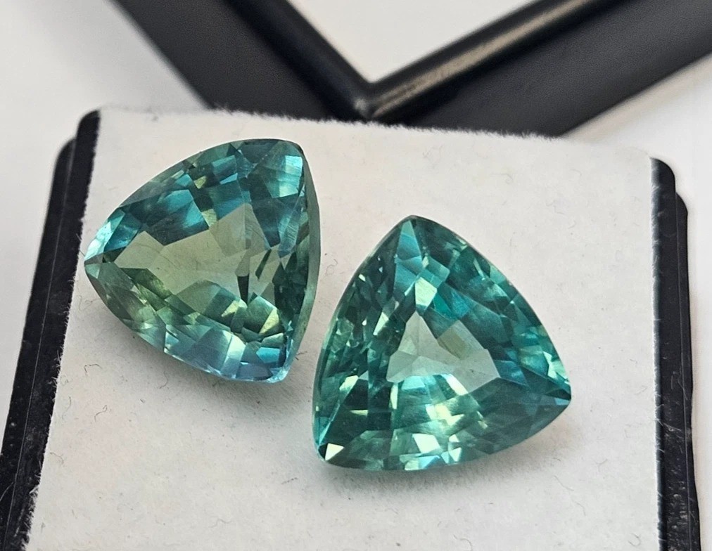 Pair Green Sapphire Natural Trillion Cut 10-12 Ct Loose Gemstone Earring Making