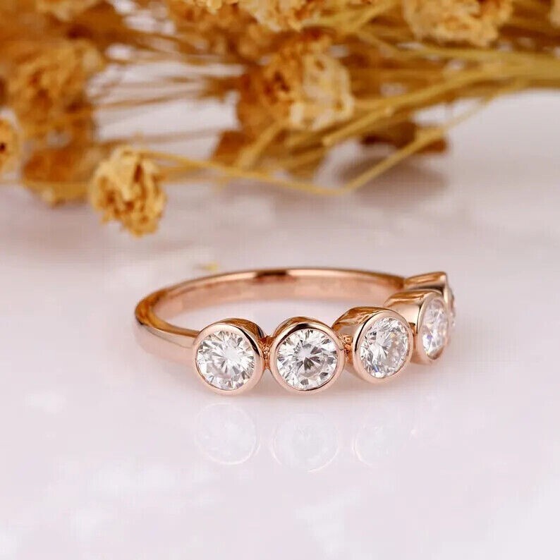 2Ct Round Cut Natural Moissanite Women’s Band Ring 14K Rose Gold Plated Silver