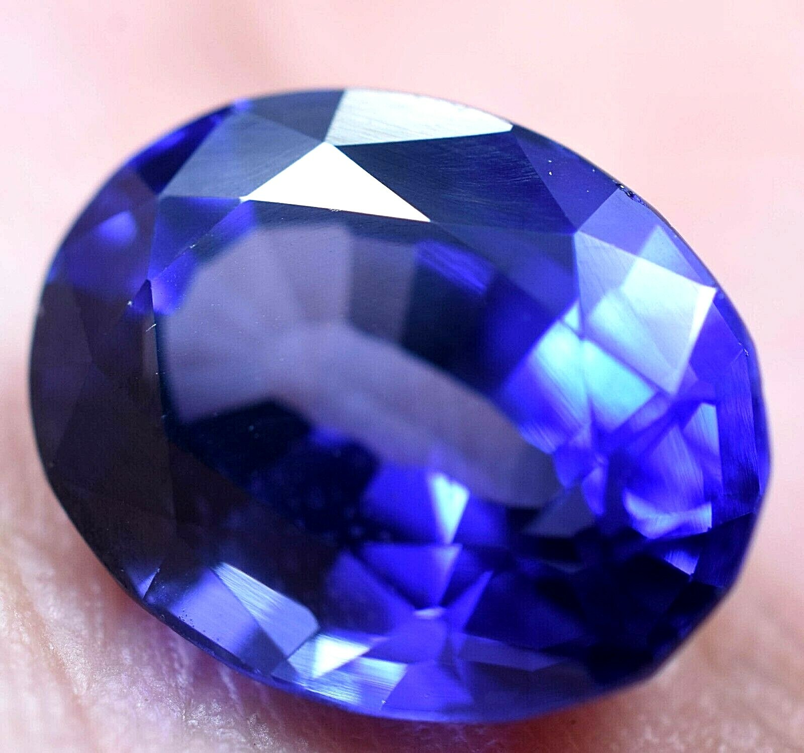 7.90 CT Natural california Benitoite GGL Certified Top Quality Treated Gem