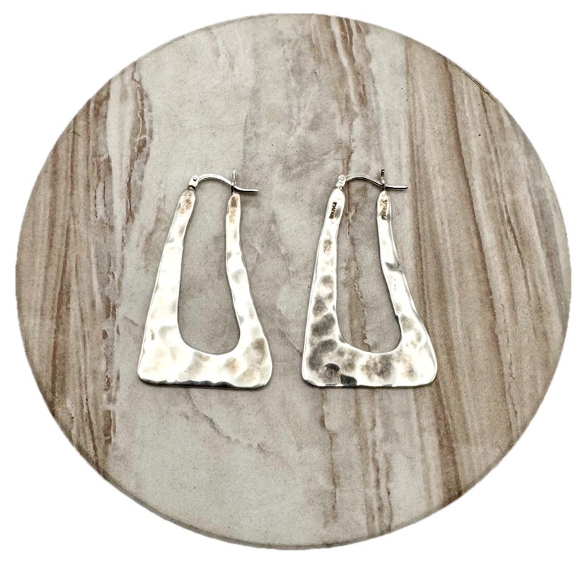 Designer Finola Huges Bolivia Sterling Silver Hammered Modernist Hoop Earrings