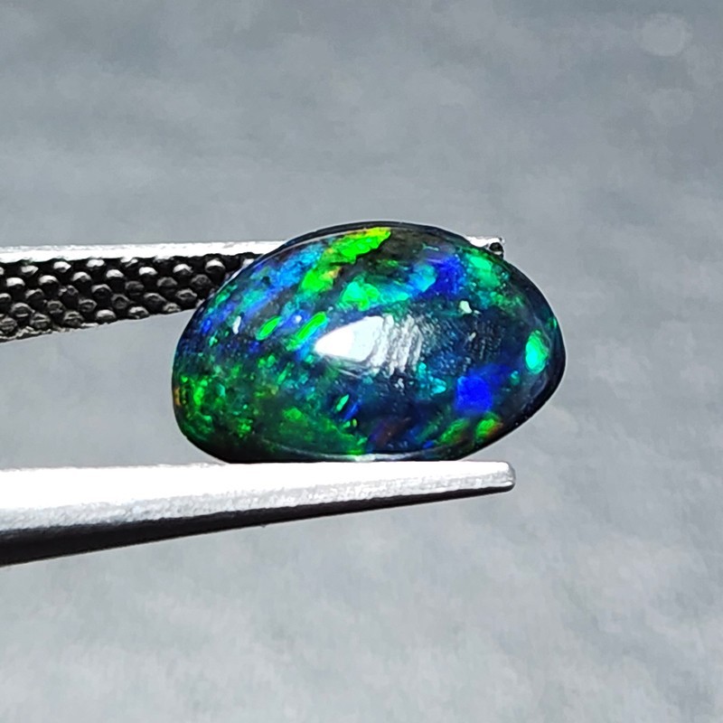 Natural Welo Black Opal Ethiopia Oval Cabochon Vivid Blue Green Fire 1.20Ct Gem