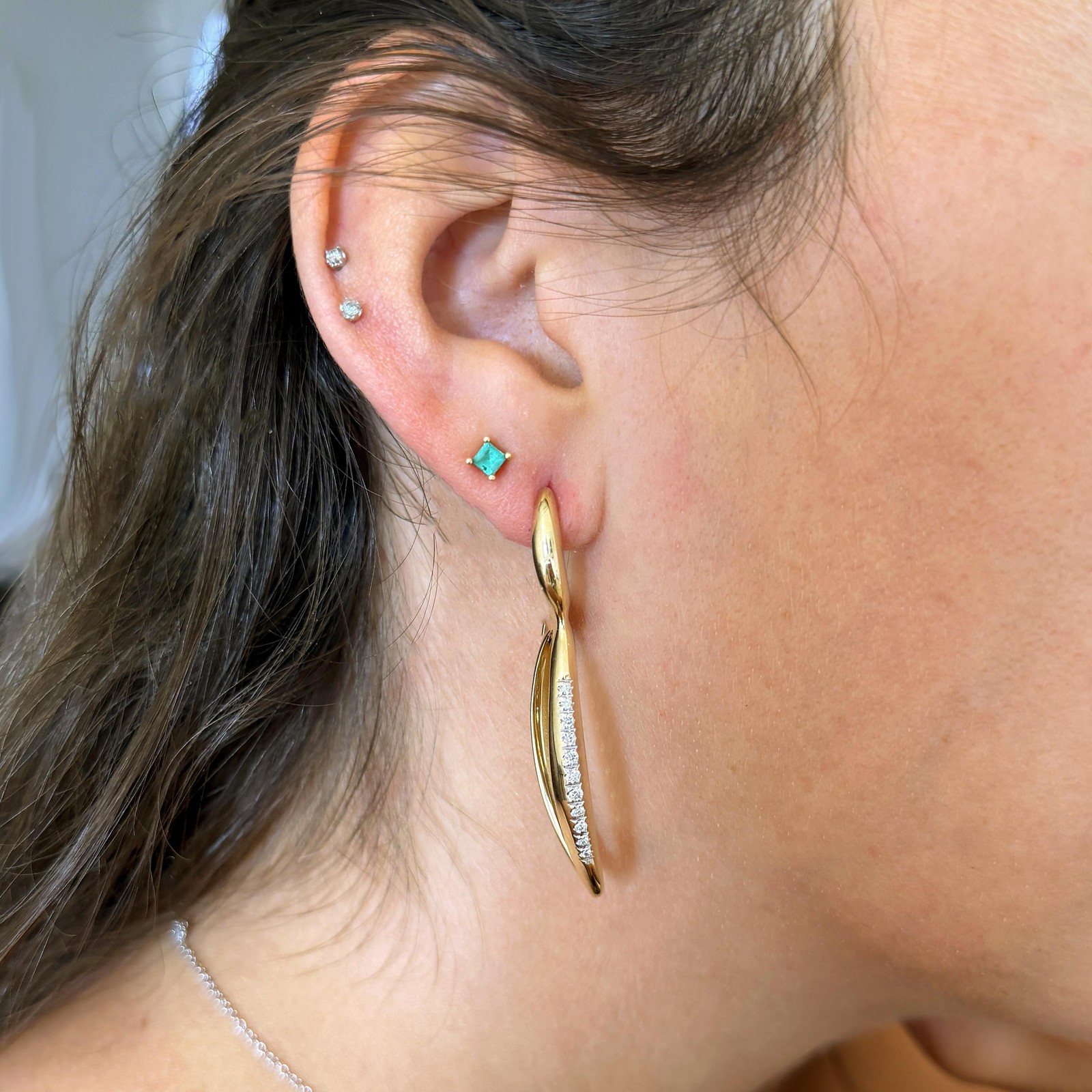 14K Gold Open Twisted Drop Earrings With Diamond Pave – Made in Italy