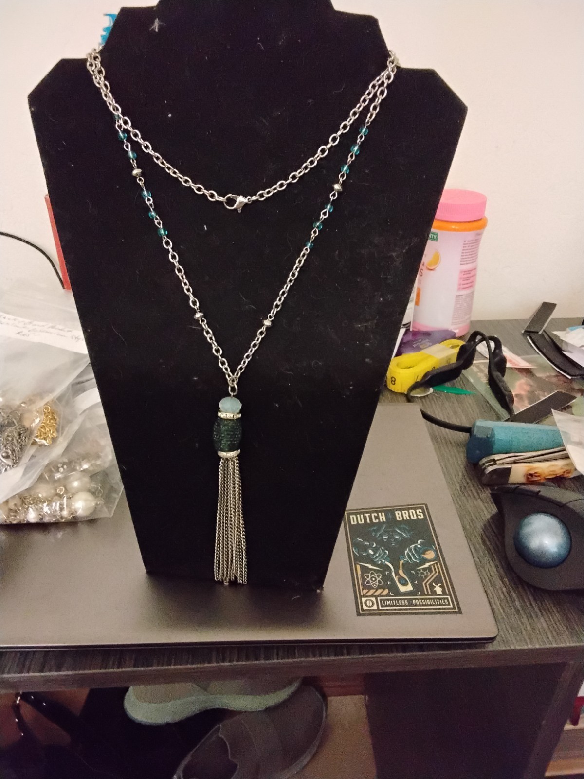 Silver Tone Layered Cable Chain Tassel Pendant Necklace – Green Glass, No Stone
