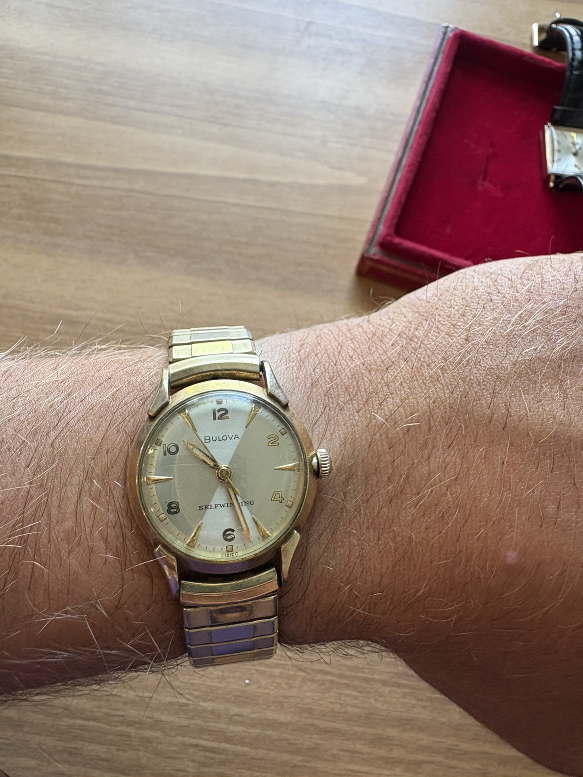 Vintage Gold Filled Bulova Men’s Selfwinding Shock Resistant Wristwatch