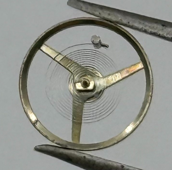 ST 69-21 Balance Wheel Complete And Spring Renata 1509 Watch Movement Parts NOS
