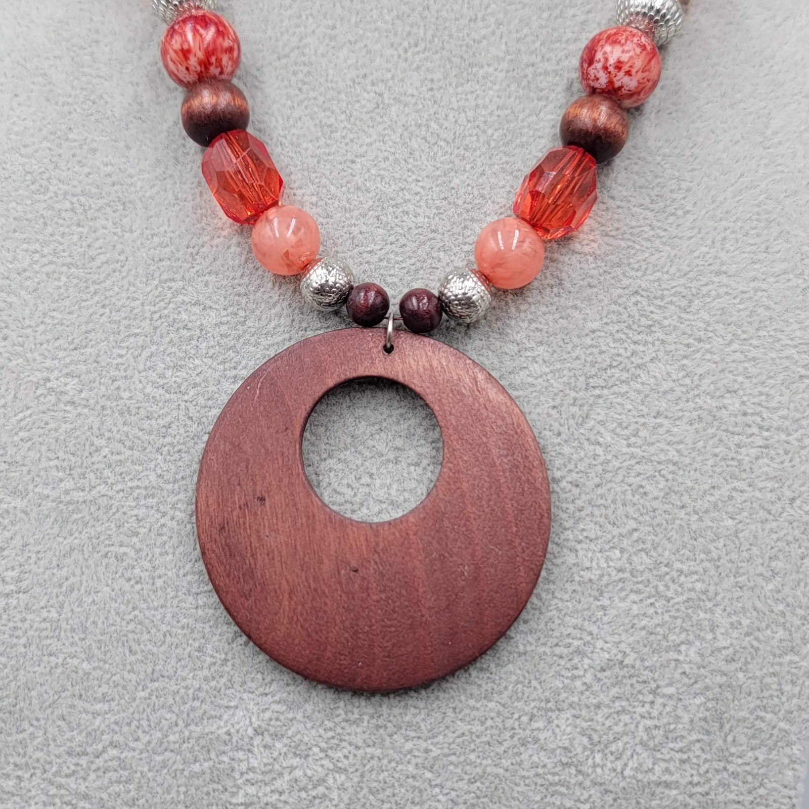 Open Round Wood Pendant Beaded Necklace Pinks Corals 20″ adj