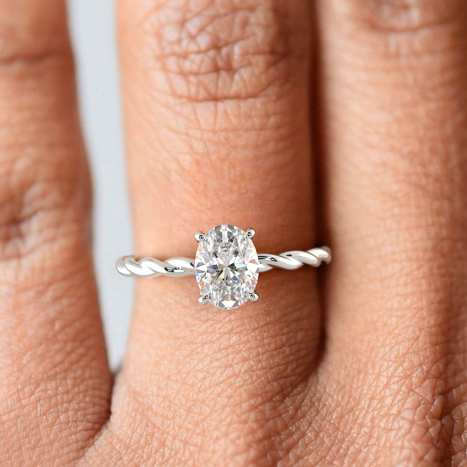 1.05 Ct Oval Cut Diamond Engagement Ring VS2 D White Gold 14k