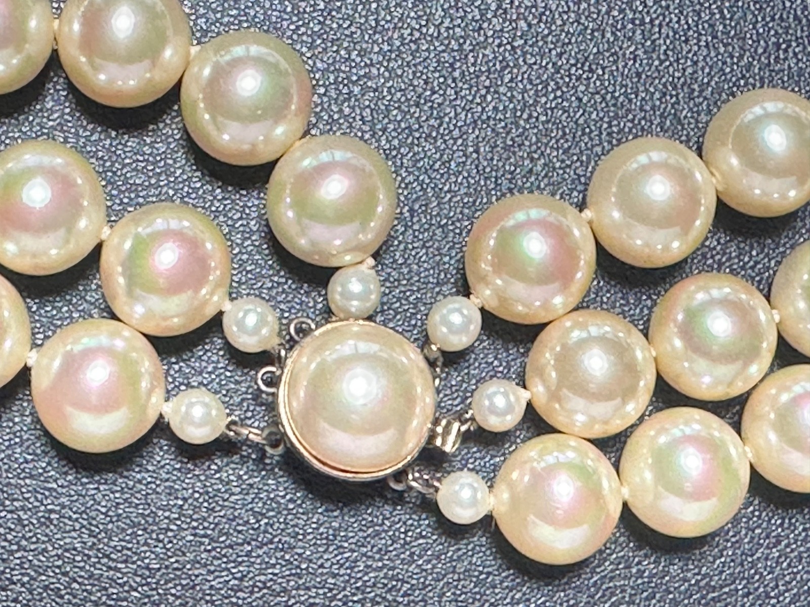 Vintage Majorica Simulated Pearl Necklace w/Box