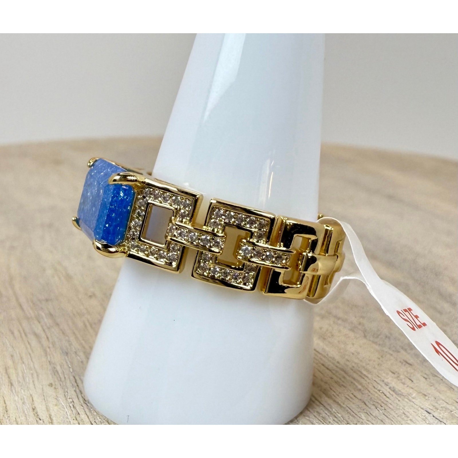 Bomb Party Ring “An Eternal Gaze” Size 10 Aqua Blue Ice Crystal Gold