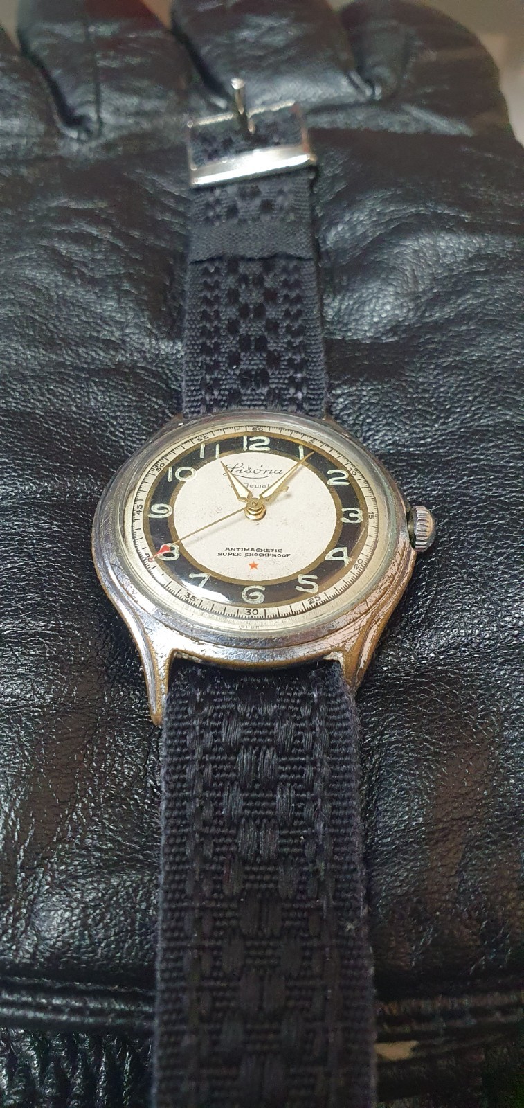 Vintage Men’s Lisona De Luxe Watch, French-Made Cal. HP 127, Mid-20th Century