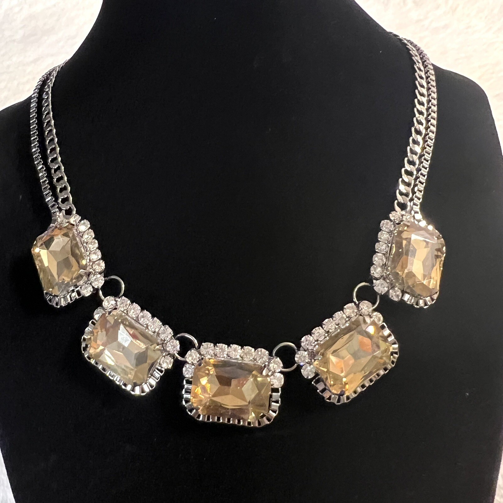 FAUX CITRINE RHINESTONE GLASS SILVER TONE CHOKER DOUBLE CHAIN NECKLACE 16.5″+ 3″