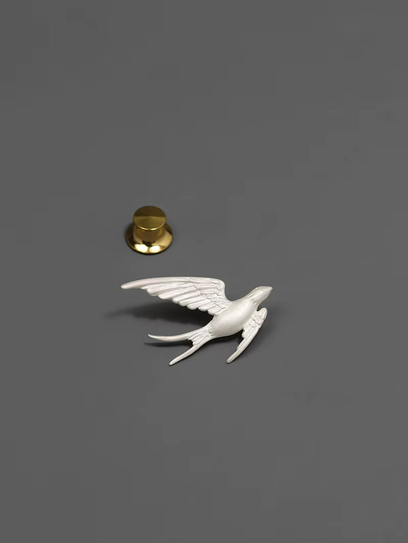 Swallow Bird Pin Brooch 925 Sterling Silver Natural WG Gift