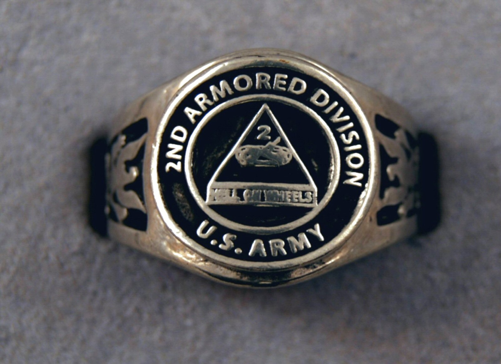 2nd Armored Division ring HELL ON WHEELS Insignia ring US Army