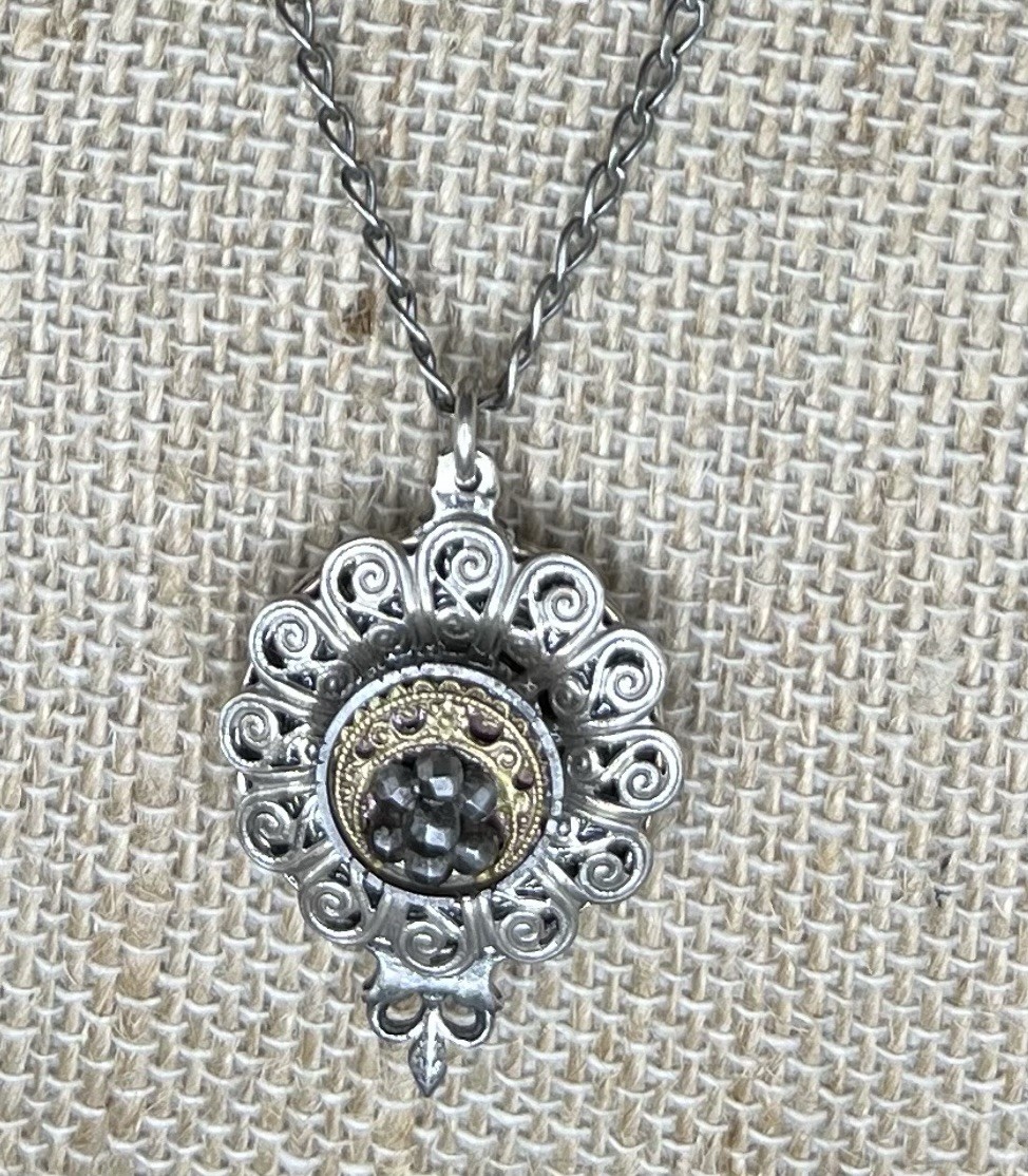 Vintage Grandmother’s Buttons Jewelry Pendant Necklace, Rare Retired Piece