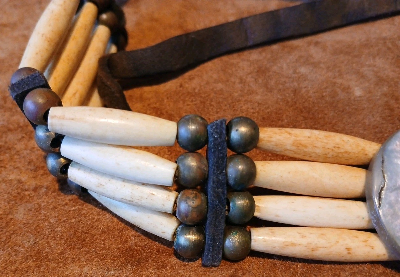 VINTAGE NATIVE AMERICAN CHOKER with BONE ABALONE BRASS & GLASS BEADS LEATHER. #2