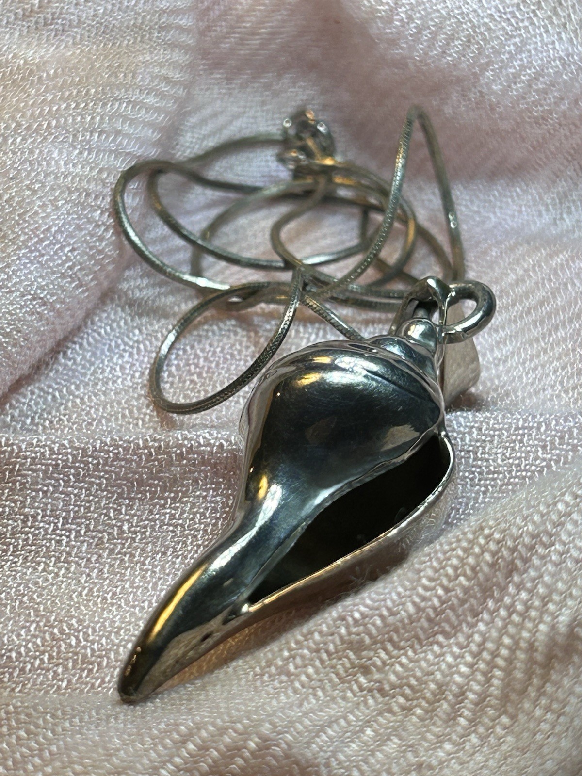 925 TN-49 Mexico Sterling Silver Conch Pendant & 925 Italy Necklace 18in 15g