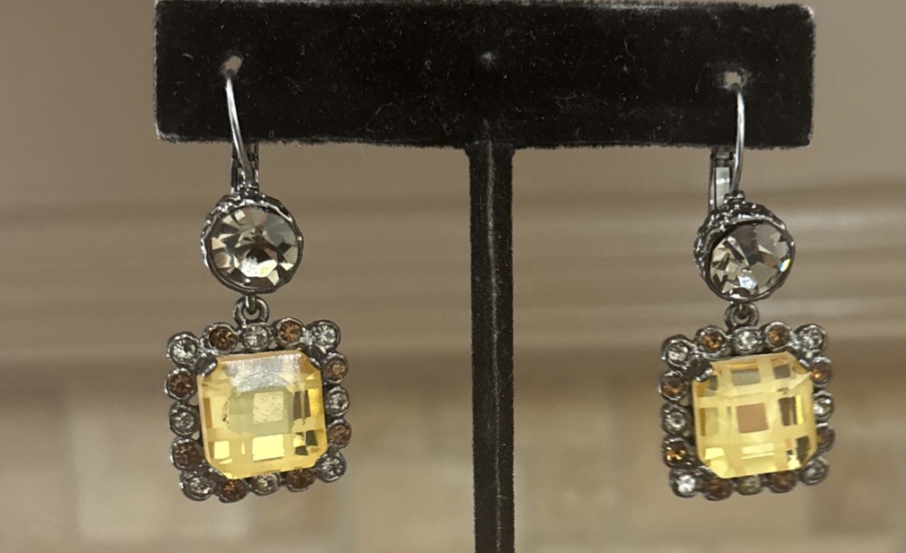 Marc JACOBS Yellow Orange Crystal Lever back Earrings Black/Dark Gray? Tone