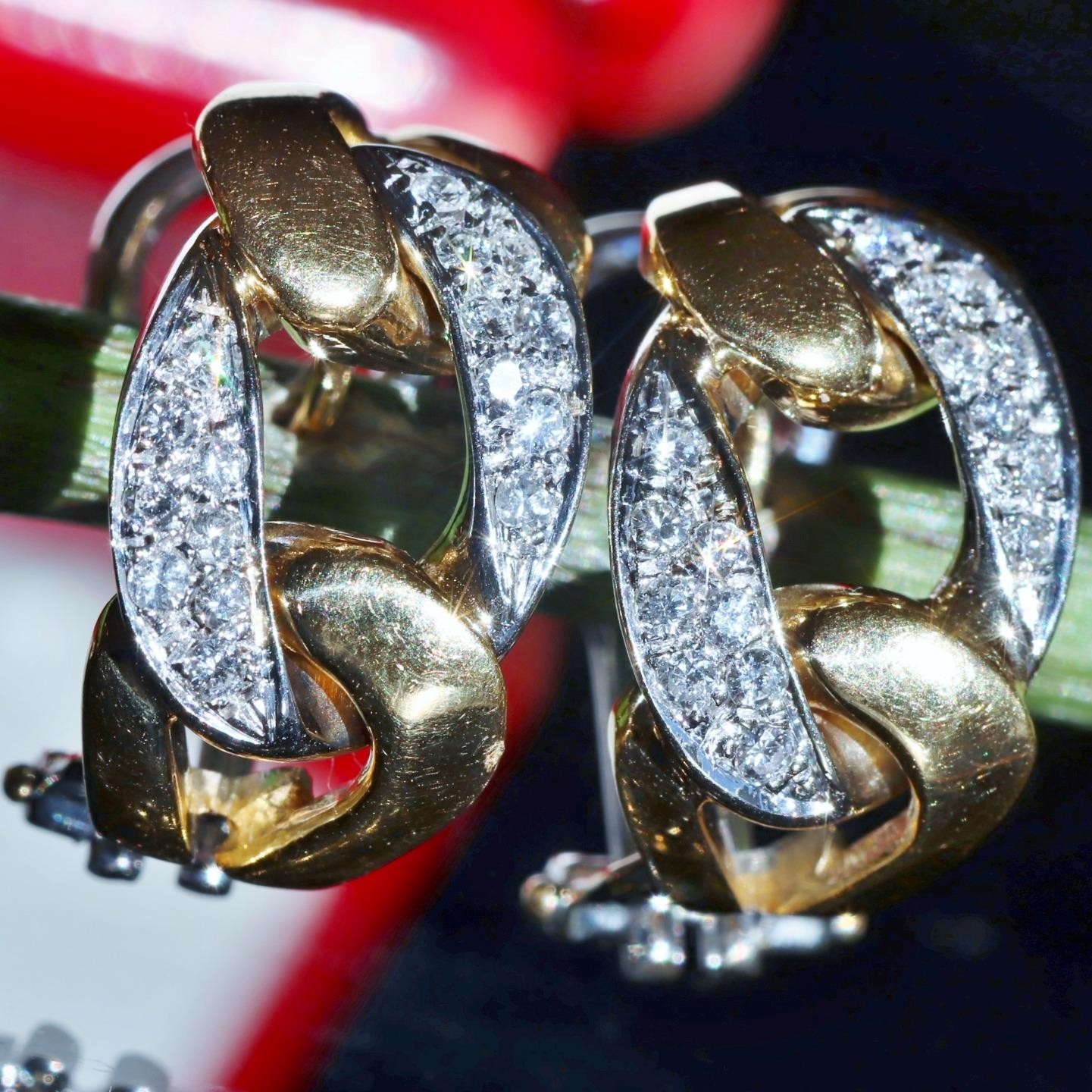 18k 750 multi tone gold earrings 0.35c natural diamond 0.72″ dangle 12.30g N3308