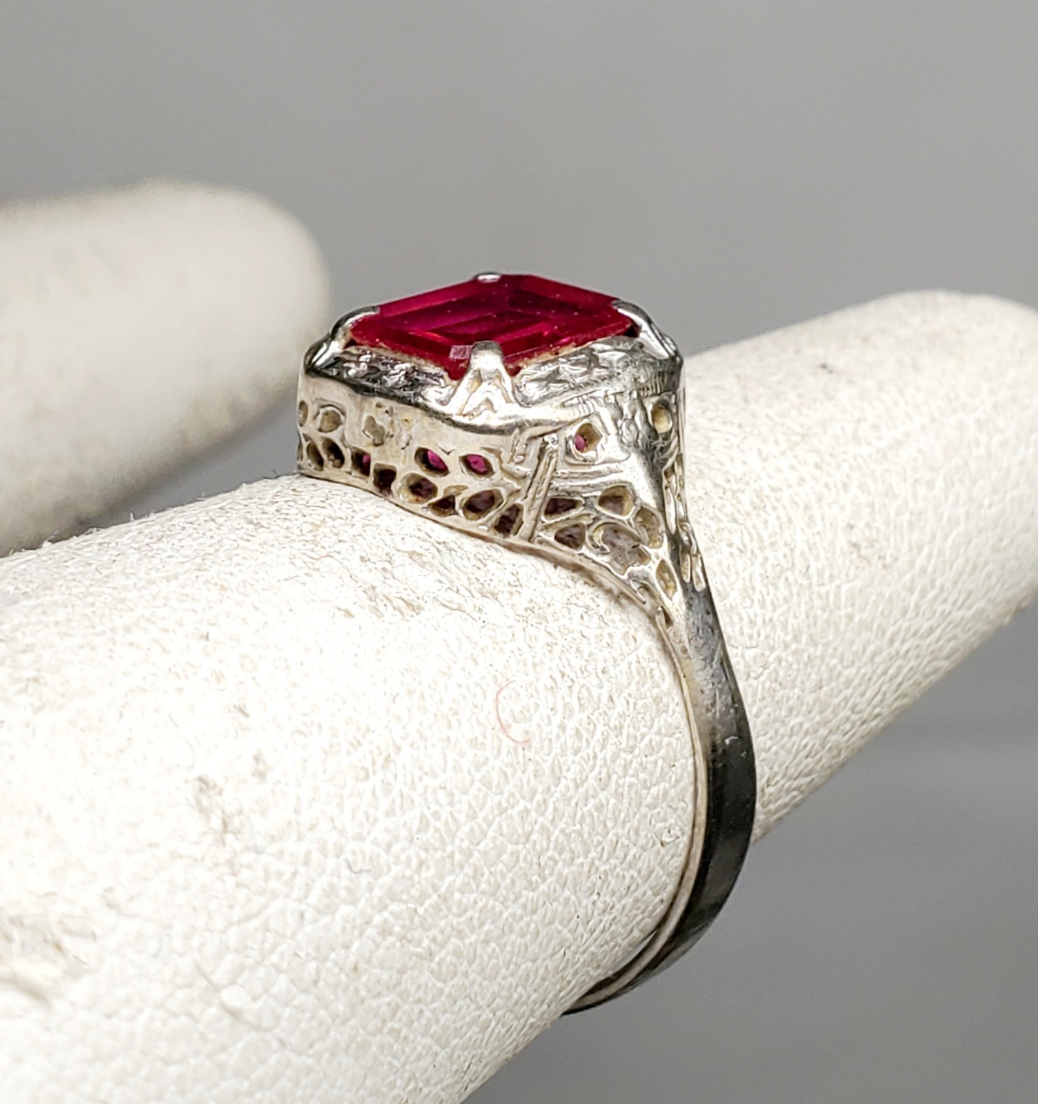 Antique Art Deco 14K White Gold Ruby Ring Victorian Size 7.75 | 2.29g
