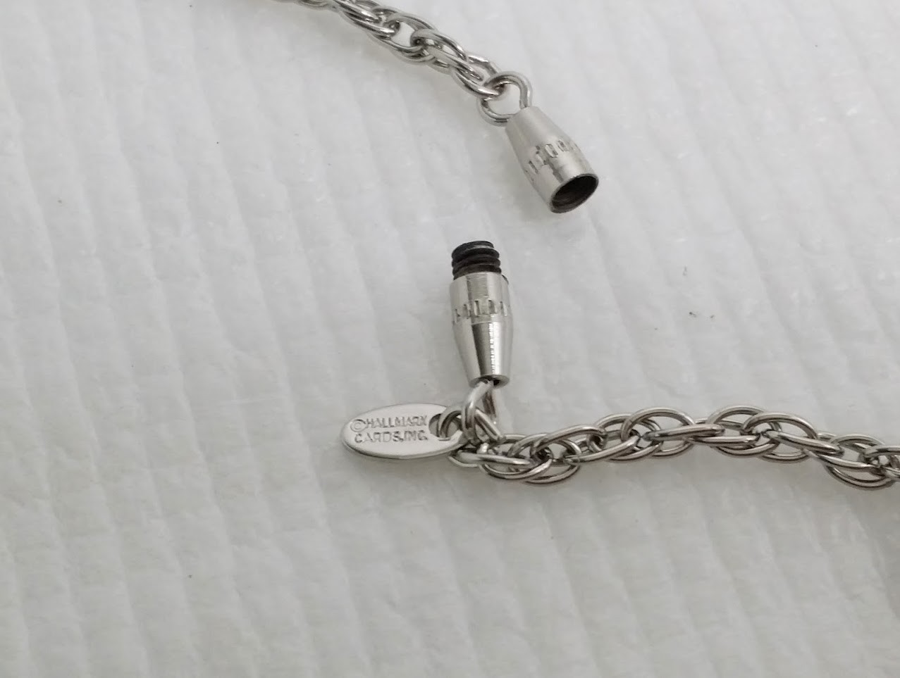 Vintage Silver Tone Simulated Turquoise Pill Box Pendant Necklace