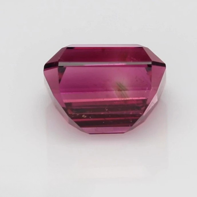 2.06 carats – Purplish Pink Untreated Natural Tourmaline 22112877