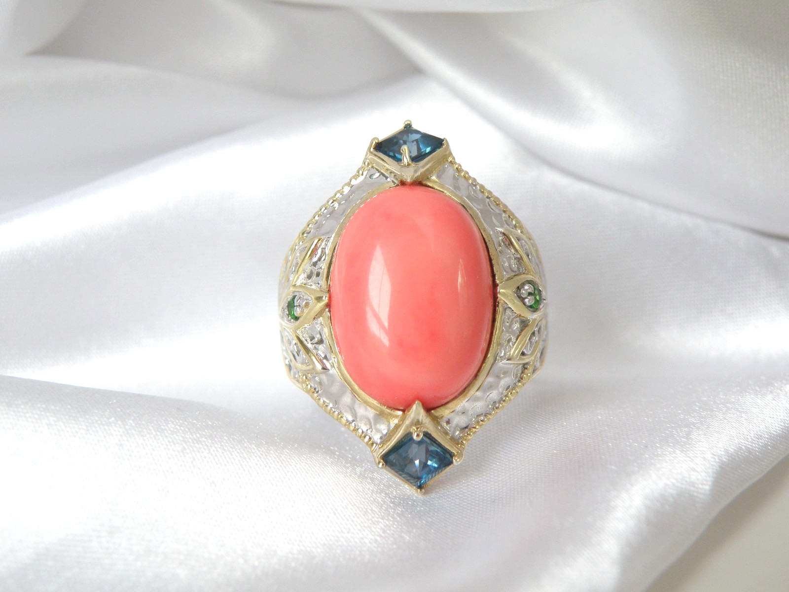 Gems en Vogue Michael Valitutti Sterling Silver 925 Pink Coral Statement Ring 10
