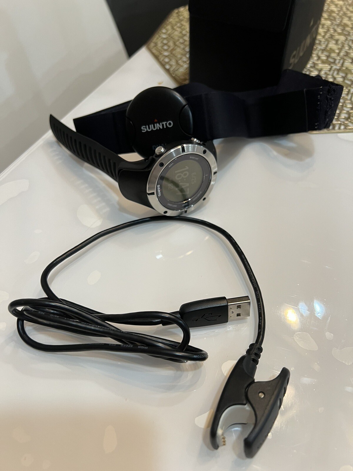 Suunto Ambit2 Watch – Sapphire SS019182000 Slightly Used With New Wrist Band