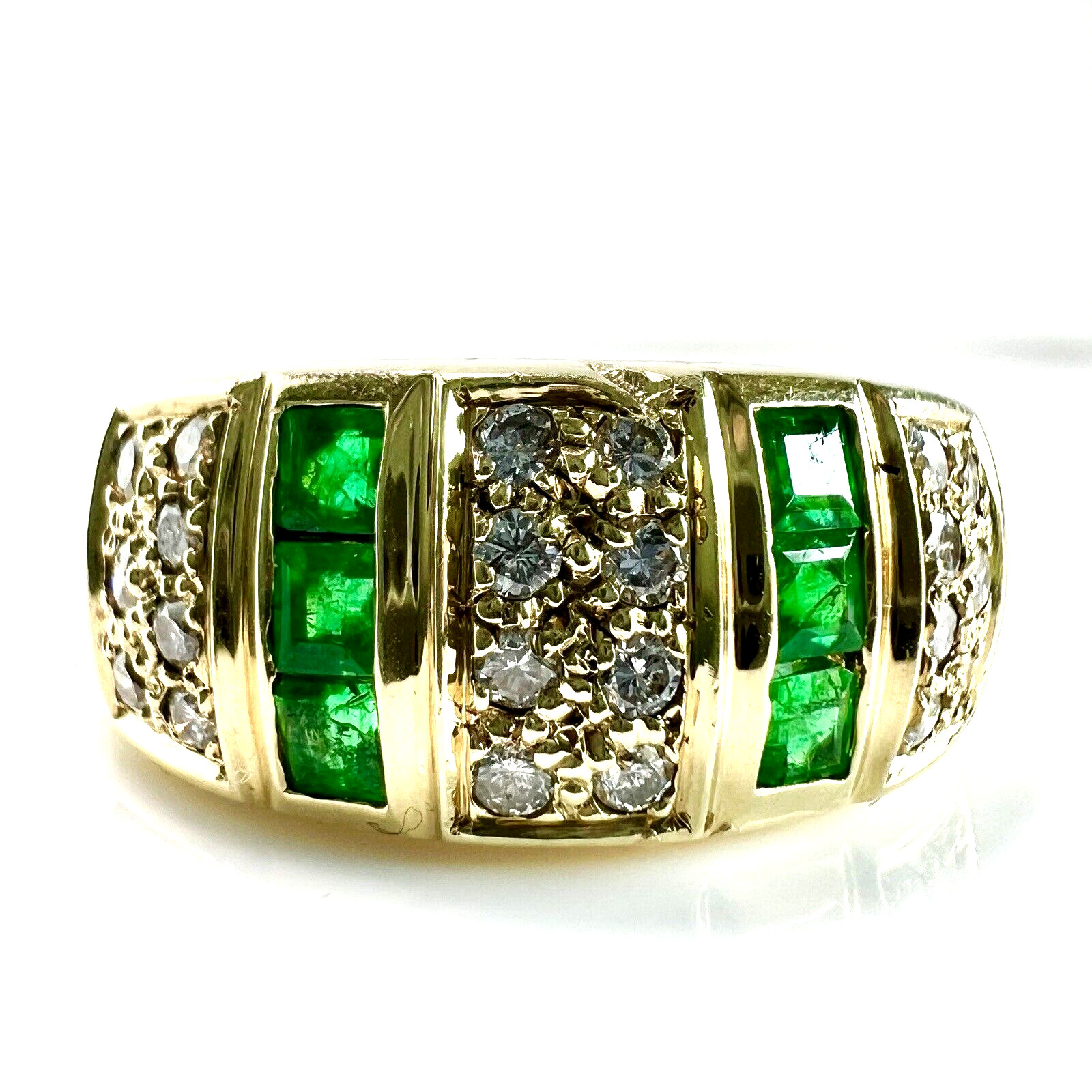 Ring 585 Gold 0.33 ct. Diamonds 0.44ct. Emerald Size 57 18.1mm / 8.51g Excellent Condition