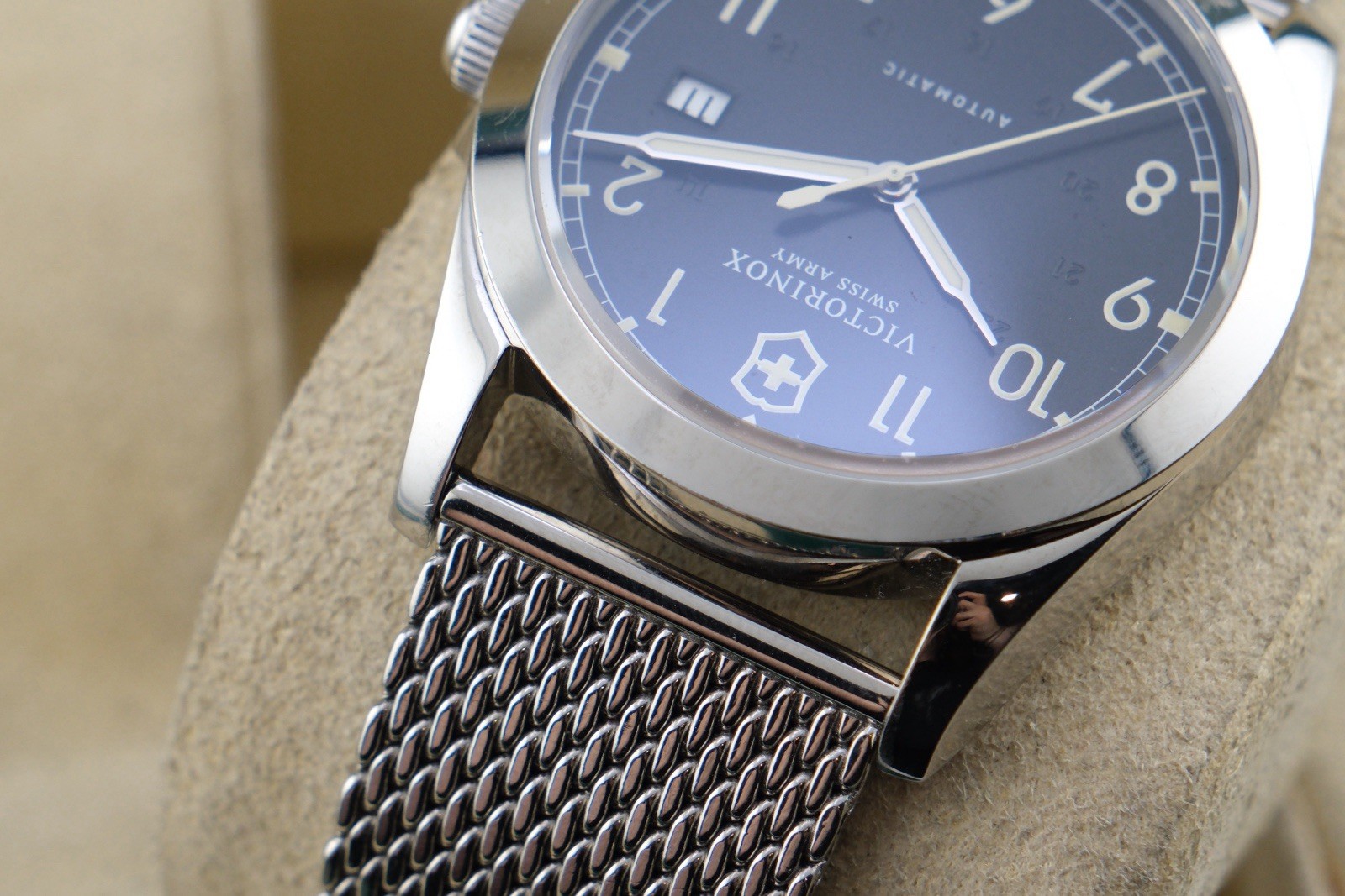 Victorinox Swiss Army Infantry Swiss Automatic 40mm Watch Mesh Bracelet RARE