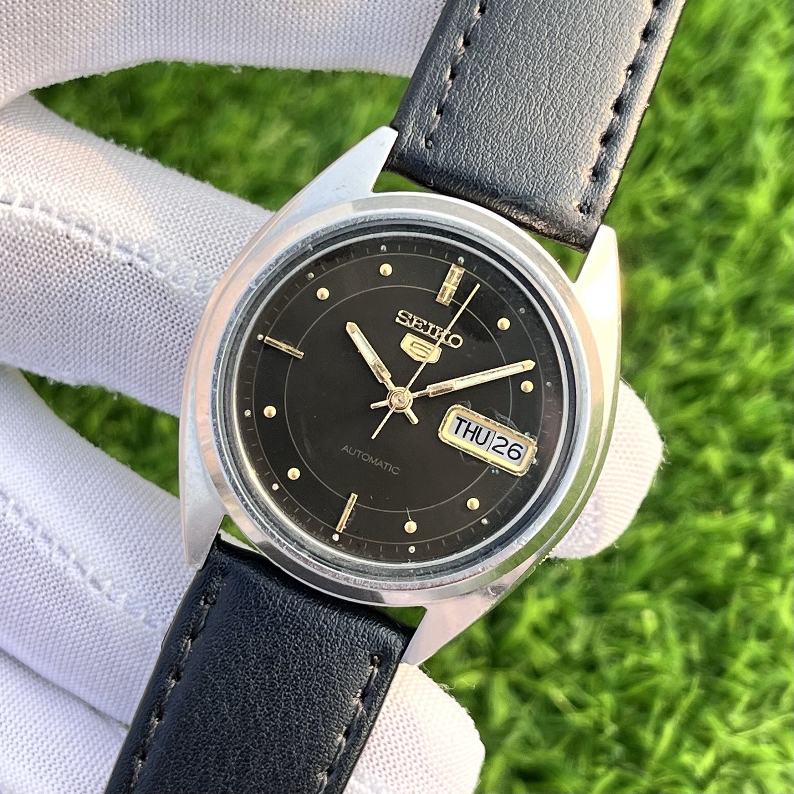 Vintage Seiko 5 Dress Formal Automatic Japan Made Men’s Watch 7009-3041