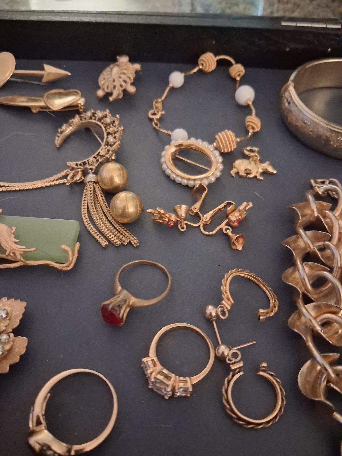 ANTIQUE VINTAGE 12k GOLD FILLED JEWELRY 30+ PC LOT BROOCHES EARRINGS BRACELETS