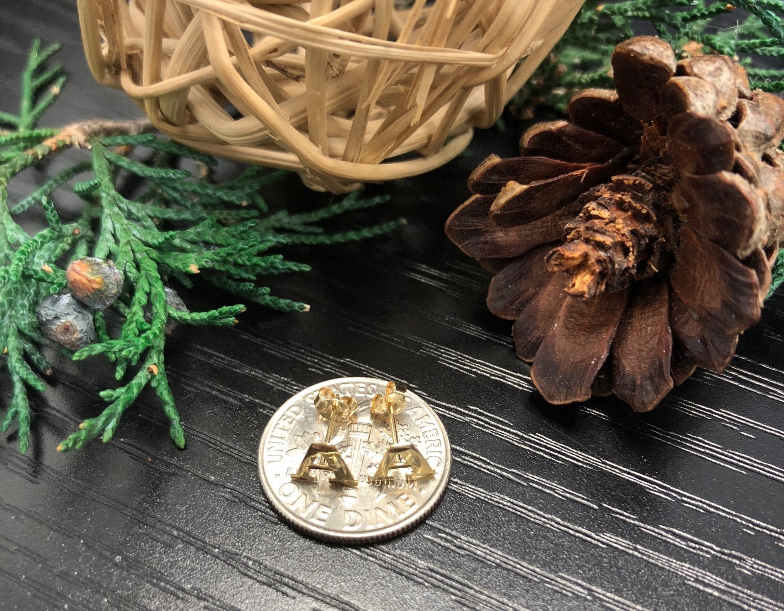 New 14k Real Yellow Gold Initial Letters Stud Earrings For Women Kids Baby Girls