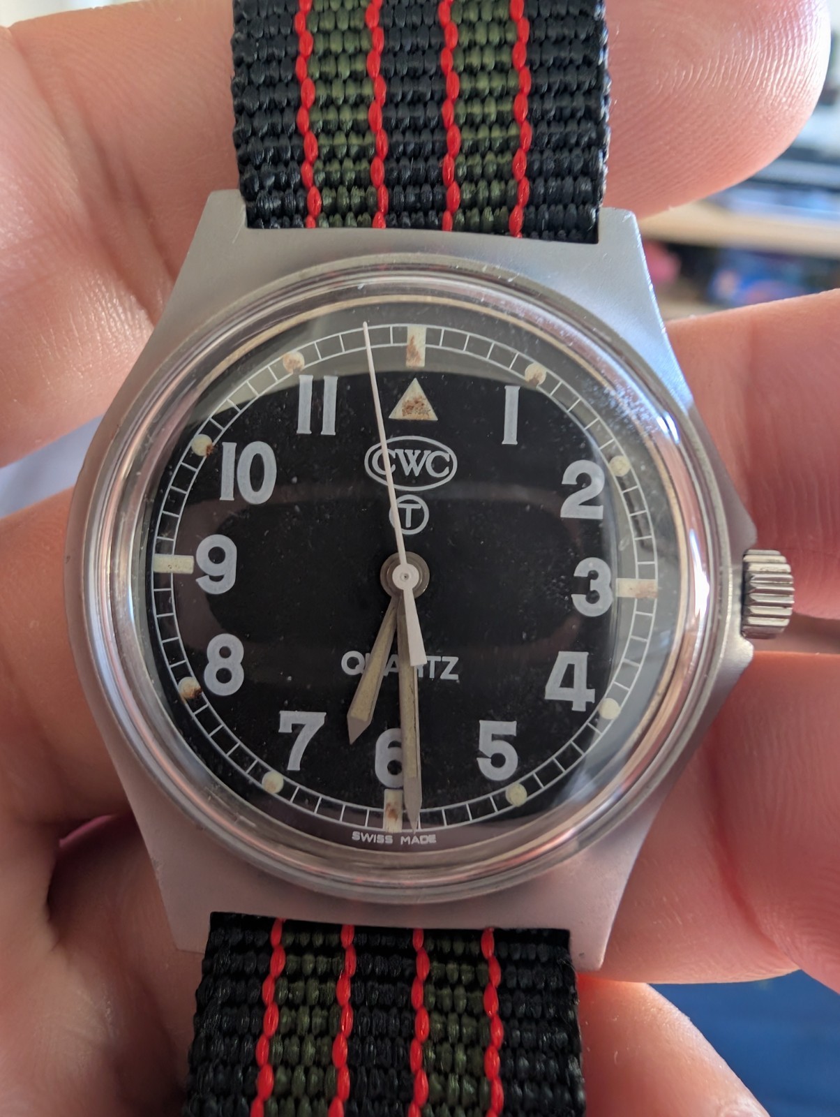 CWC Military G10 Royal Navy 0522/6645-99 wristwatch Watch Dated 1990 issued