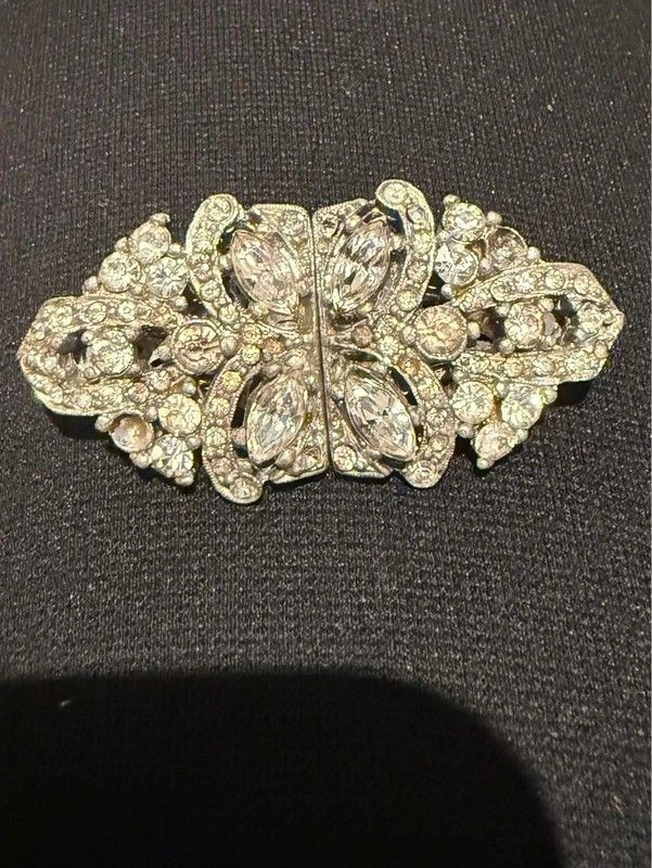 Beautiful Vintage Duette Brooch and Two Dress Clips