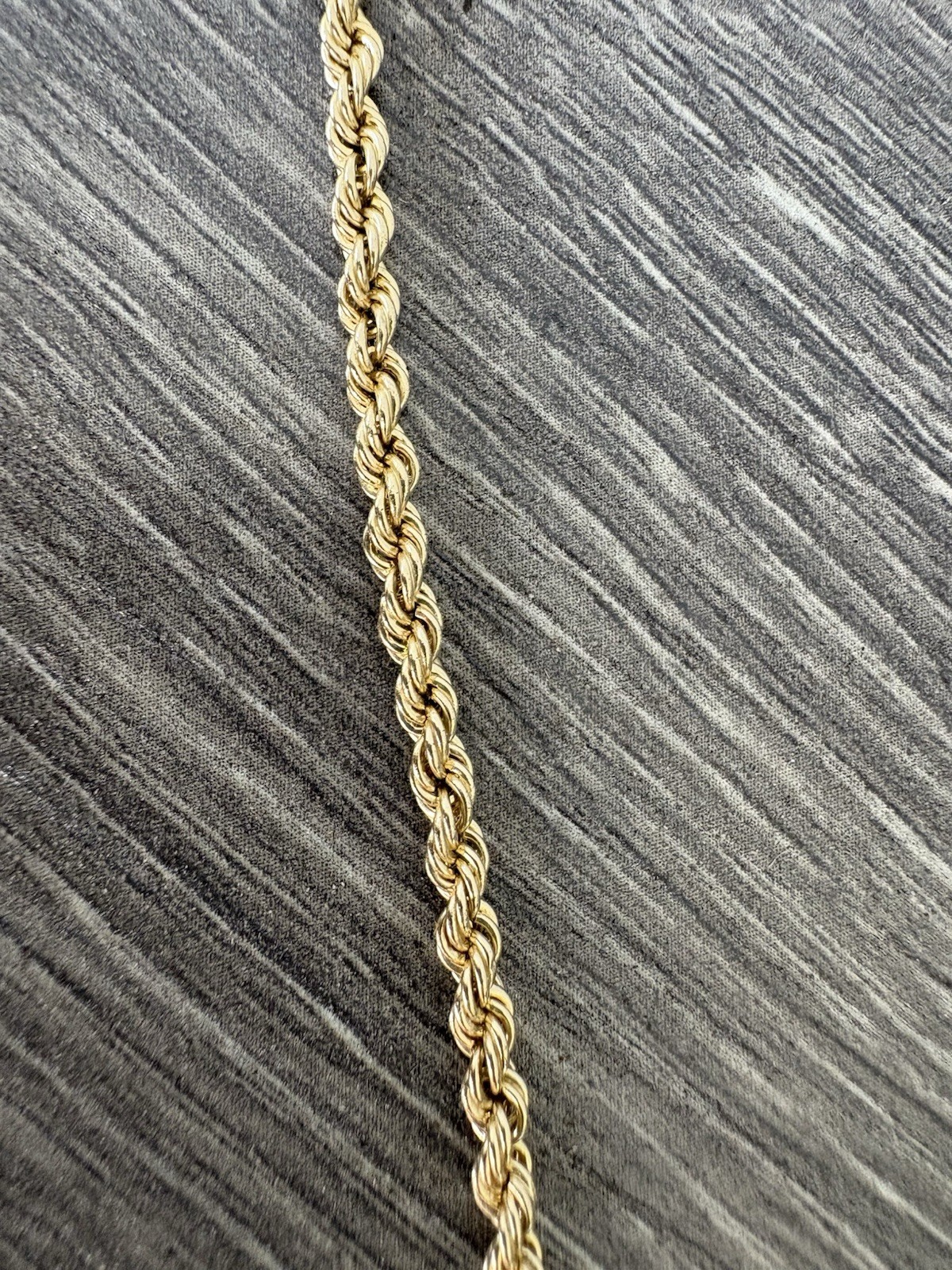 20” 14k Y/G Rope Chain Barrel Catch 5g Tested
