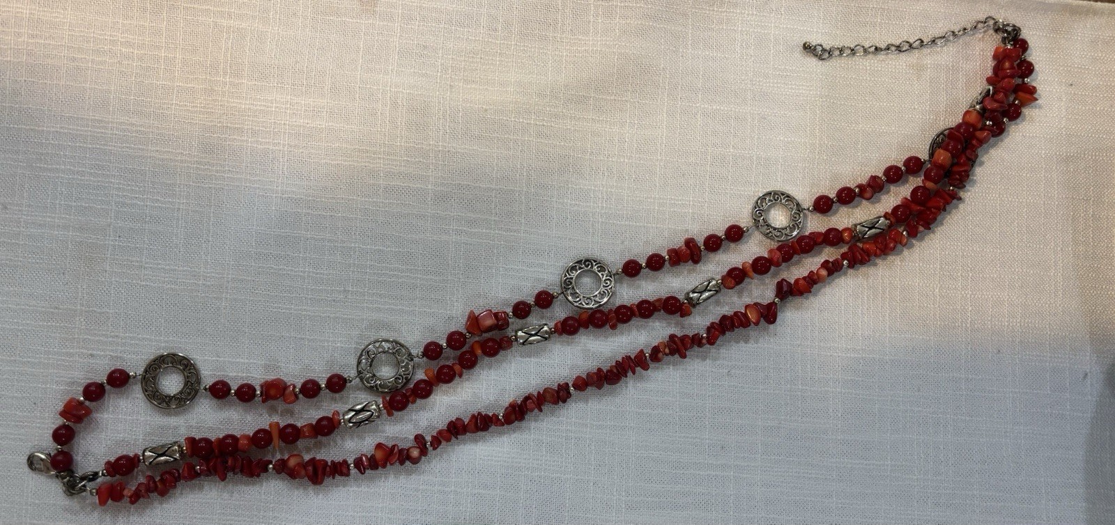 Red Chip Stone Beaded Necklace & Bracelet Set, Adjustable, Silver Tone