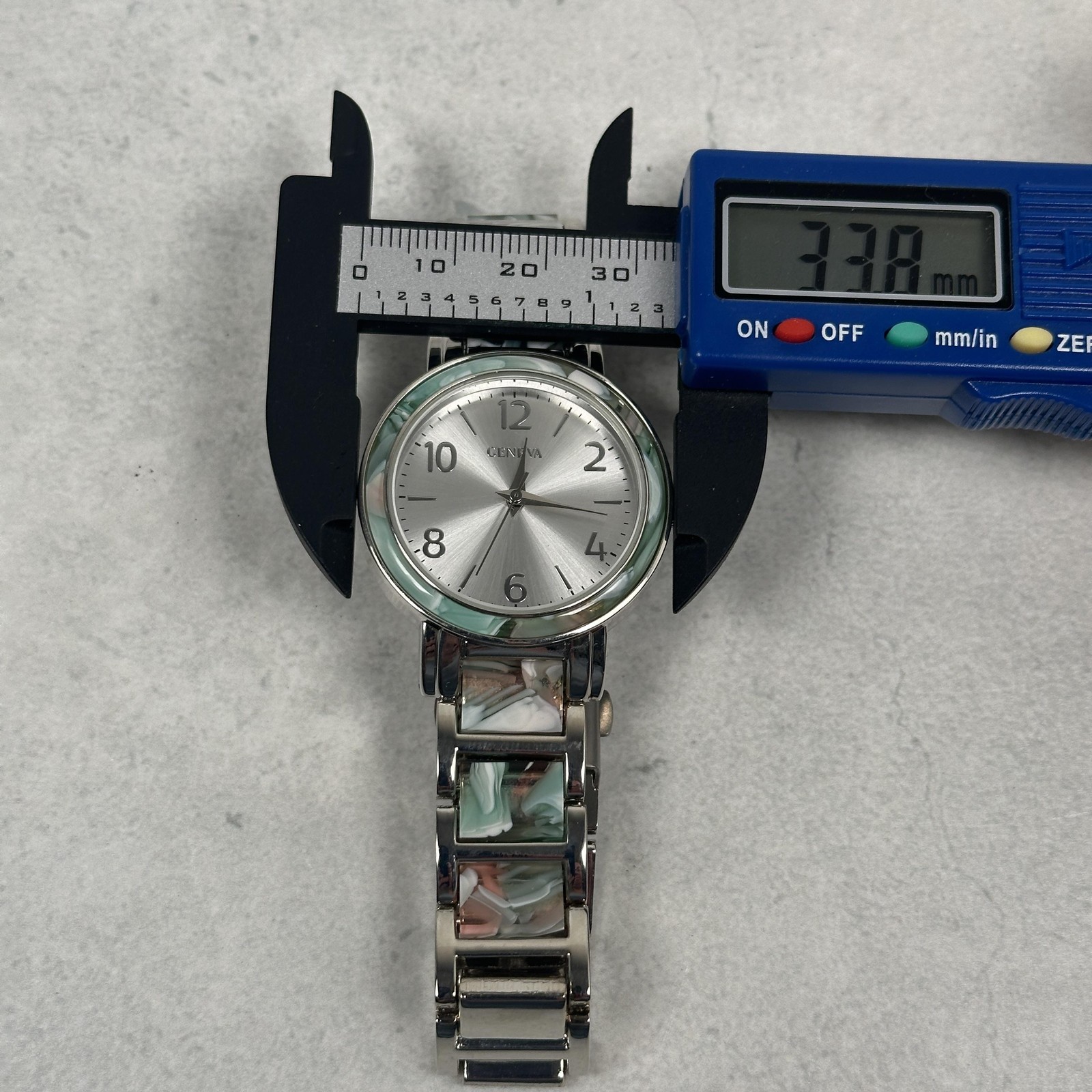 Geneva Watch Womens 34mm Silver Dial Green Bezel Marbled Bracelet Dress Formal