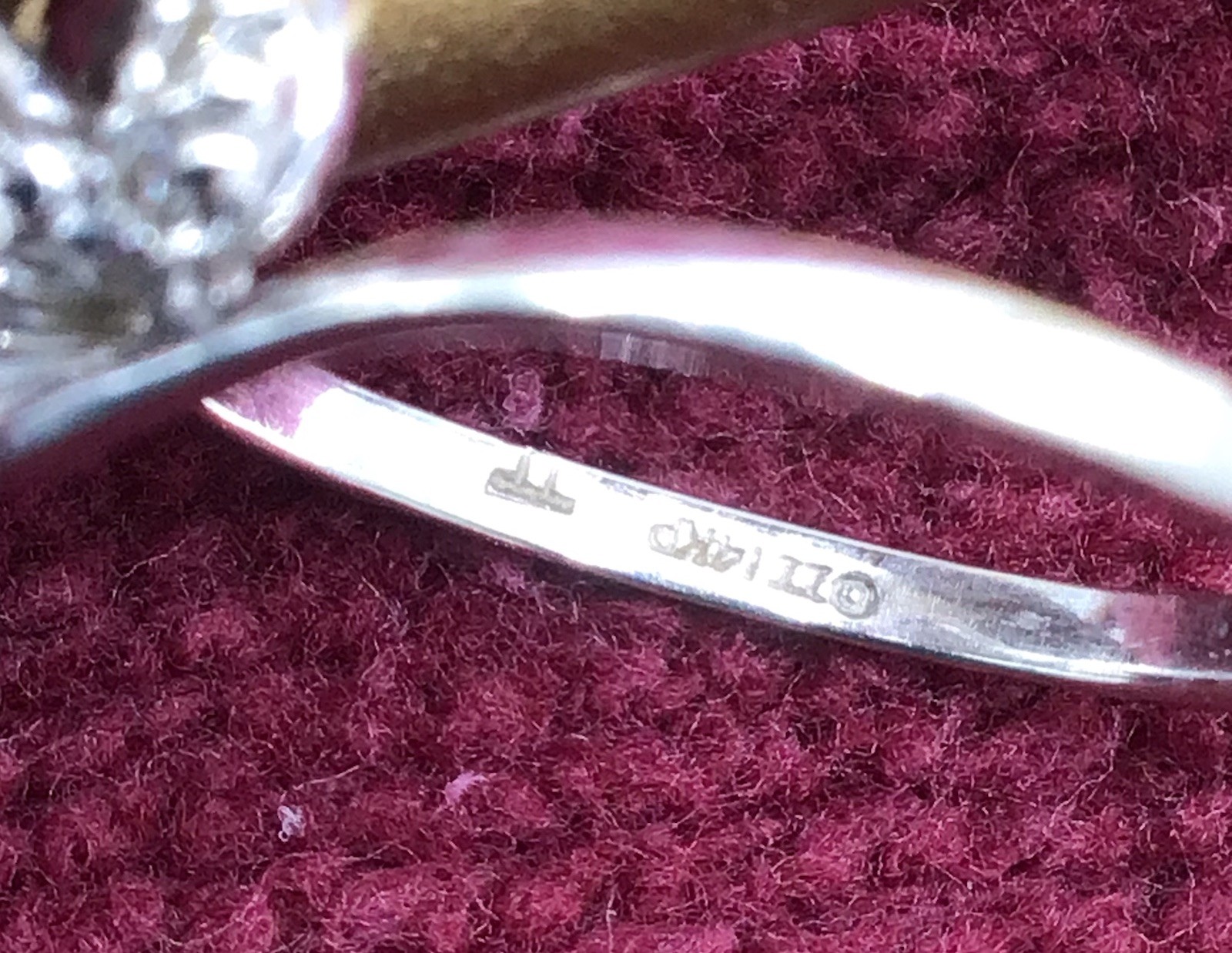 14k White Gold Engagement Ring – 6 Side Diamond Chips, Size 6 No Main Gem 1.95g