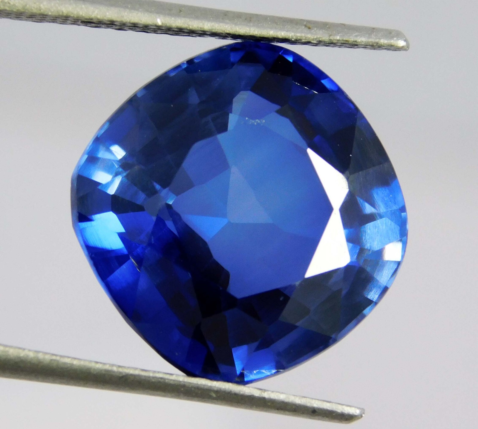 CERTIFIED 11.45 Ct Natural California Blue Rare Benitoite Cushion Cut Gemstone