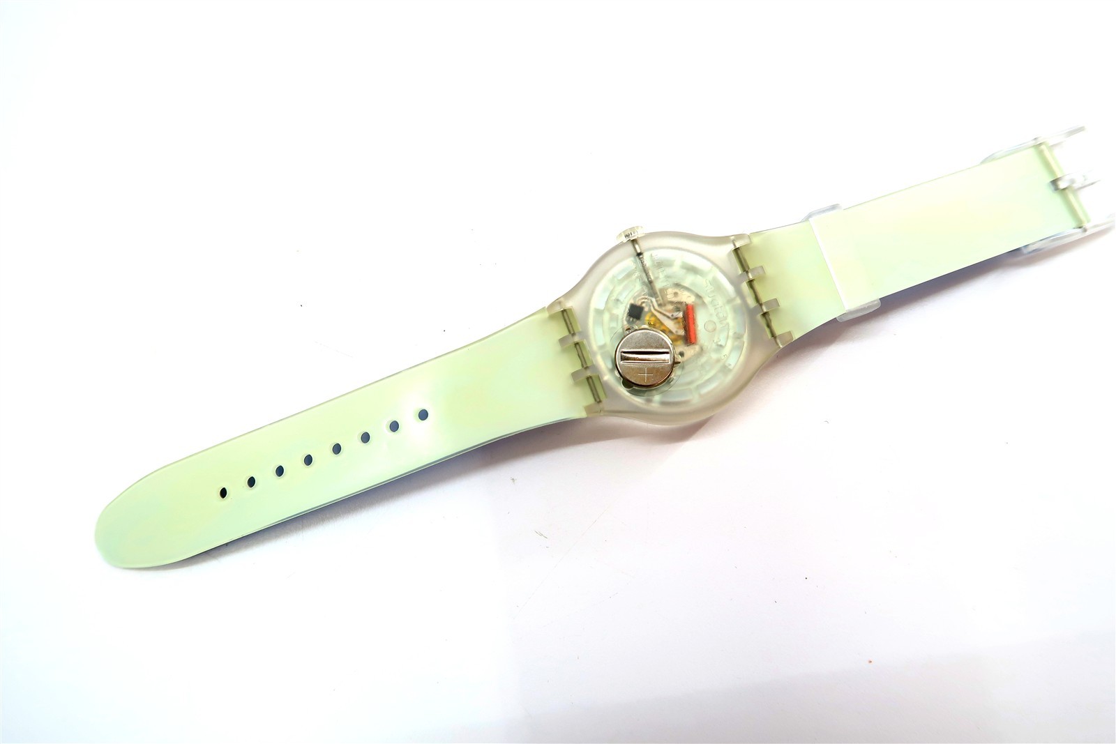 NEW Swatch Watch PERFECT WAVE XL SUDK111 with Case & Papers 44mm from 2004
