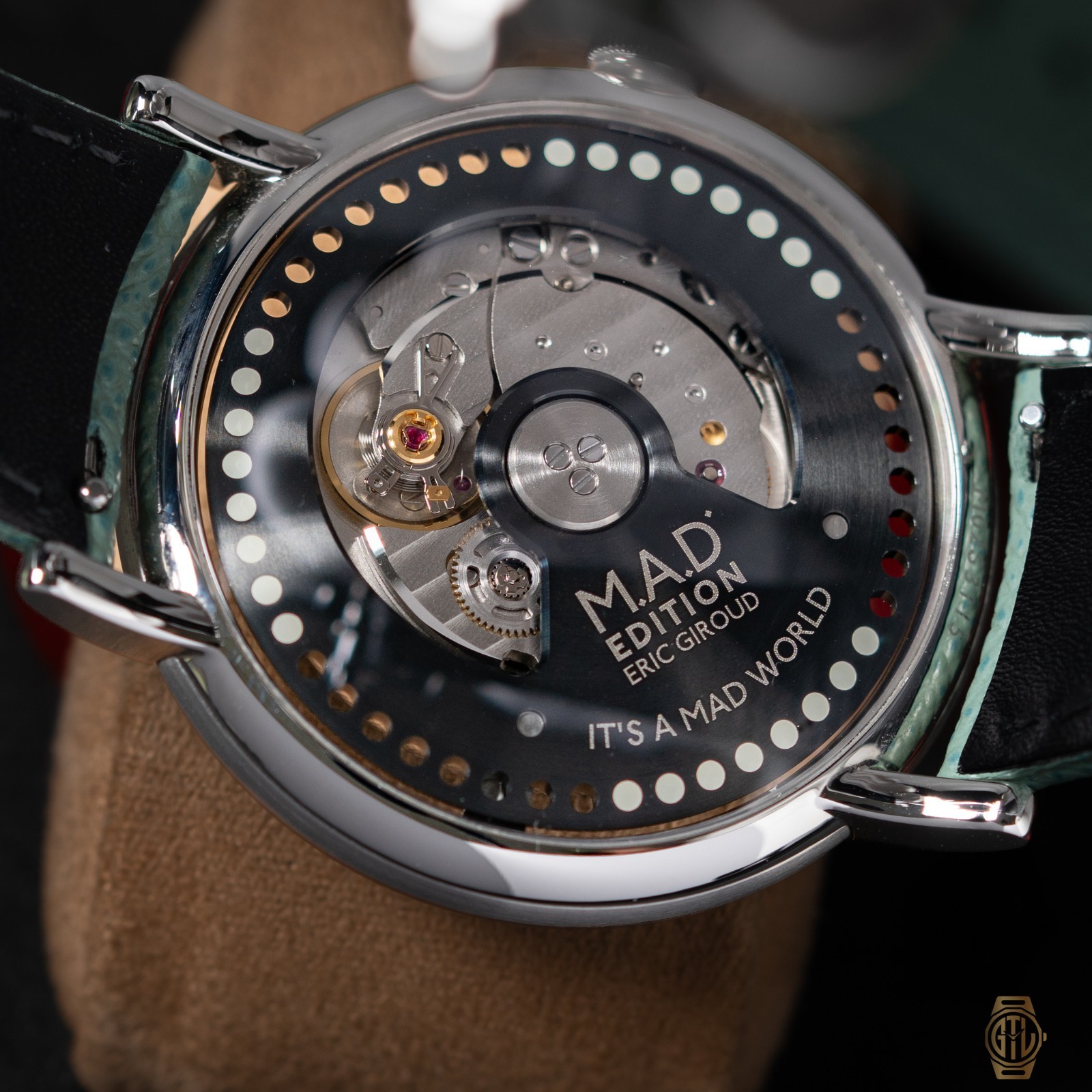 MB&F M.A.D 2 Green Complete Set w/Box&Papers