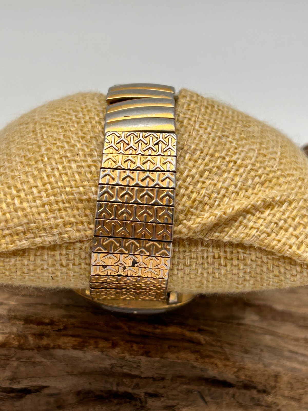 BENRUS MEN’S WATCH 17j 32.7mm 17.4mm LUG CAL. INT 742 FOR REPAIR (PI)