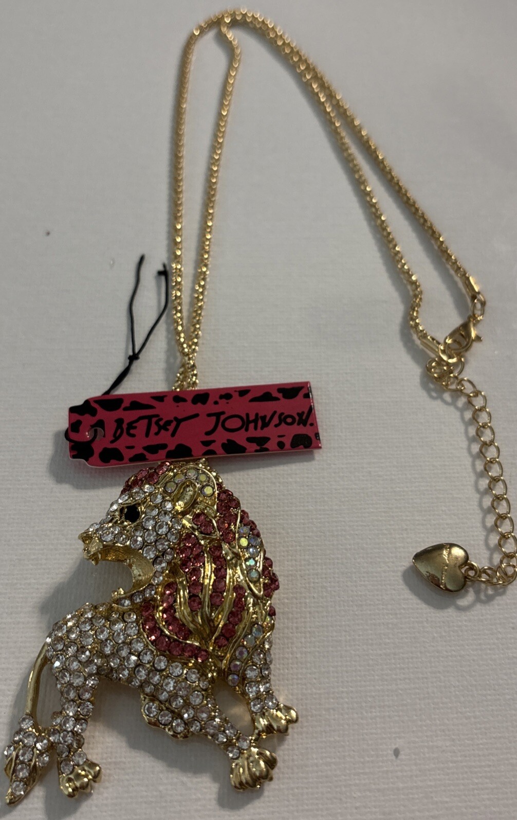 BETSEY JOHNSON GOLD WHITE CRYSTAL LION GOLD PLATED PENDANT BROOCH NECKLACE