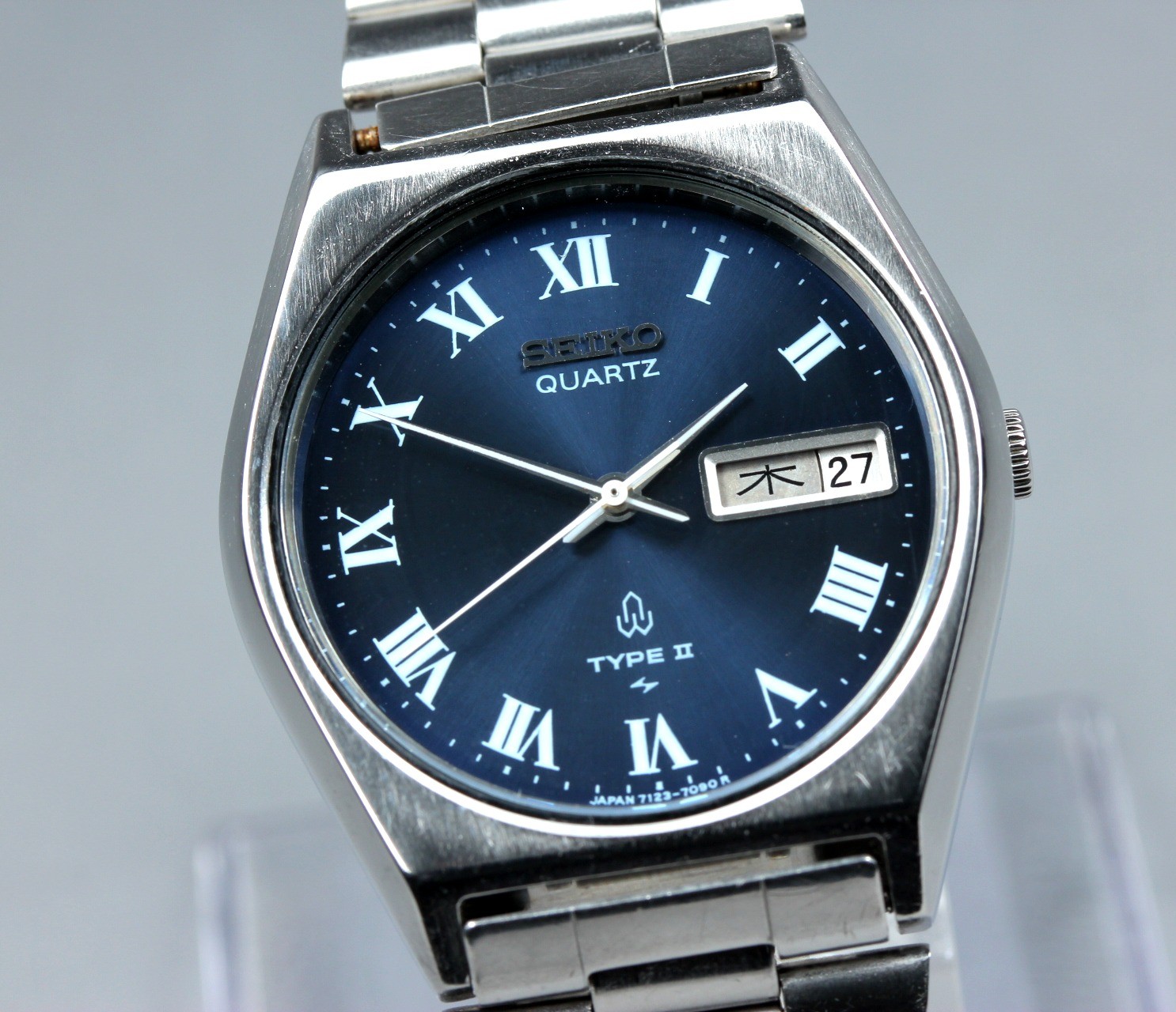 1979 [EX+5] Seiko Type2 7123-7080 Roman Navy Dial Day/Date Kanji Qz Mens Watch