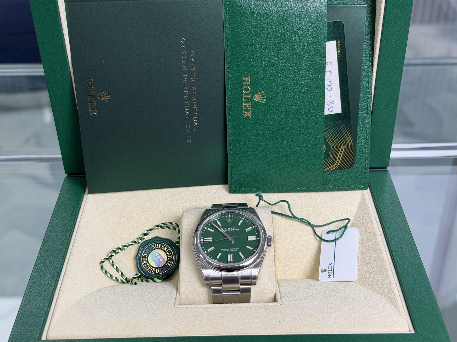 2023 Rolex Oyster Perpetual 124300