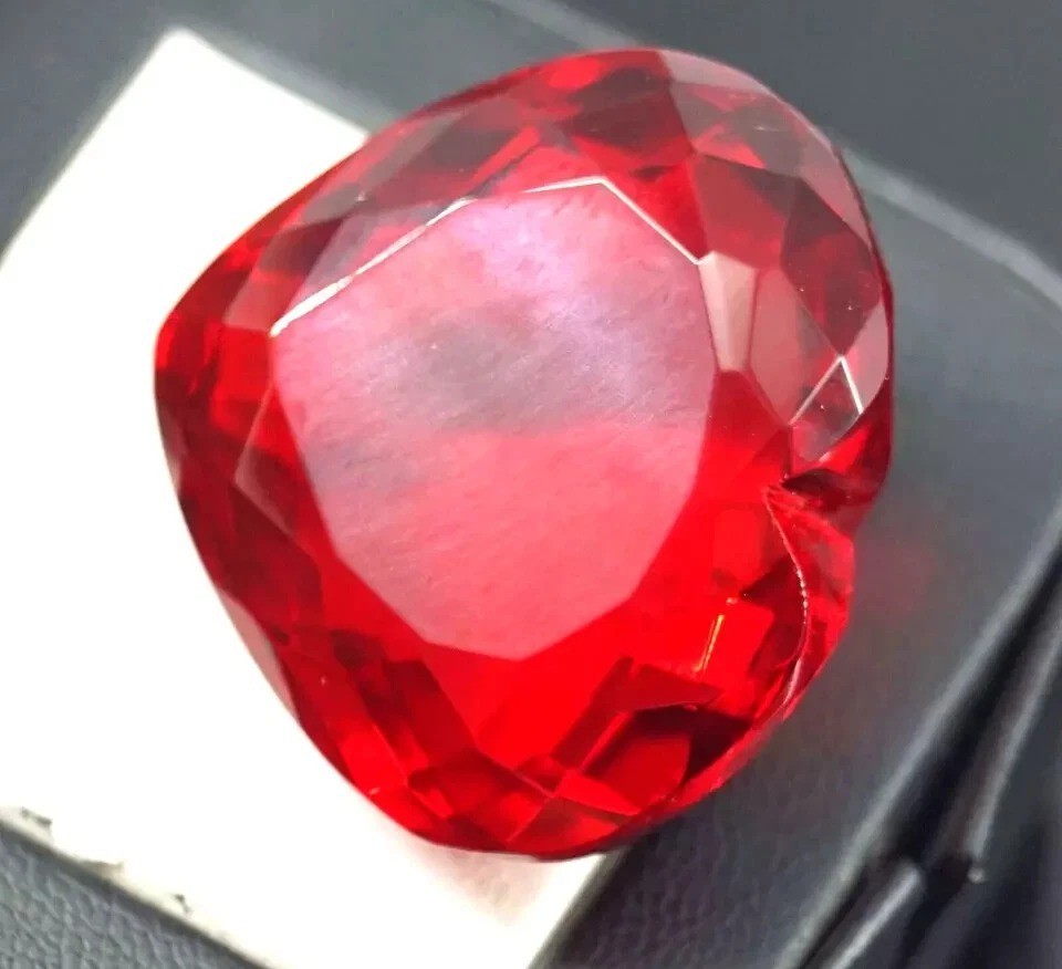 Red Topaz Heart Cut 101.60 Ct Certified A++ Brazilian Natural Loose Gemstone