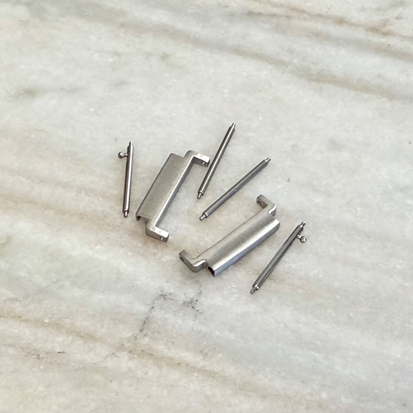 18mm Watch Band Adapters for Casio AE 1200WH 20mm Convertors Strap Connectors