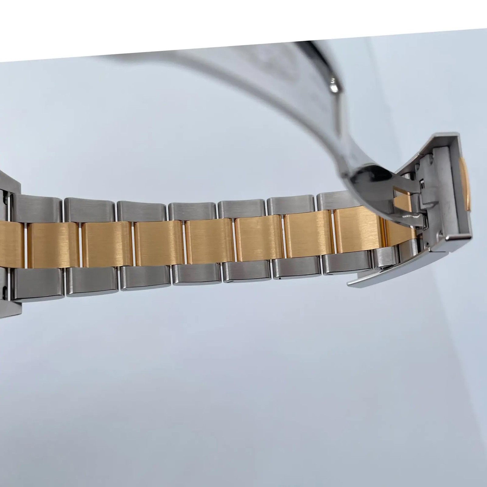 2024 New Rolex 336933 Sky-Dweller Black Dial 18K Yellow Gold Steel Oyster Watch