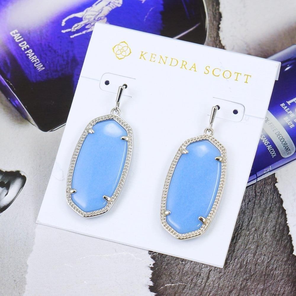 Clearance!! NWOT Kendra Scott Elle Glow in the dark Earrings Silver Tone